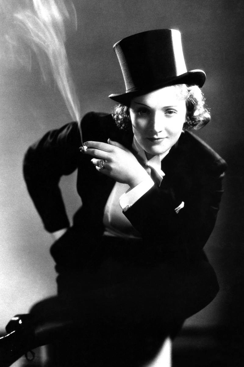 Marlene Dietrich inspirando as tropas